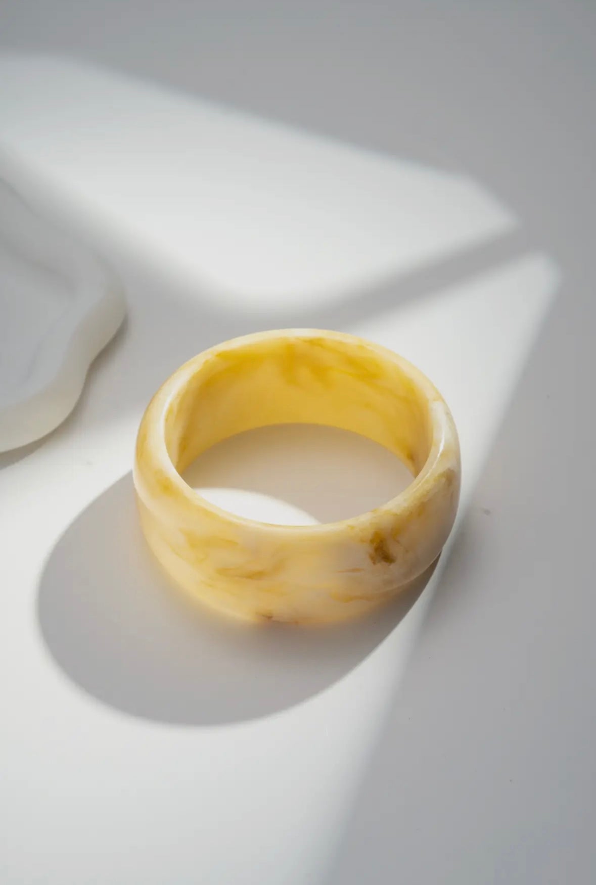 Chunky Armreifen aus hochwertigem Resin