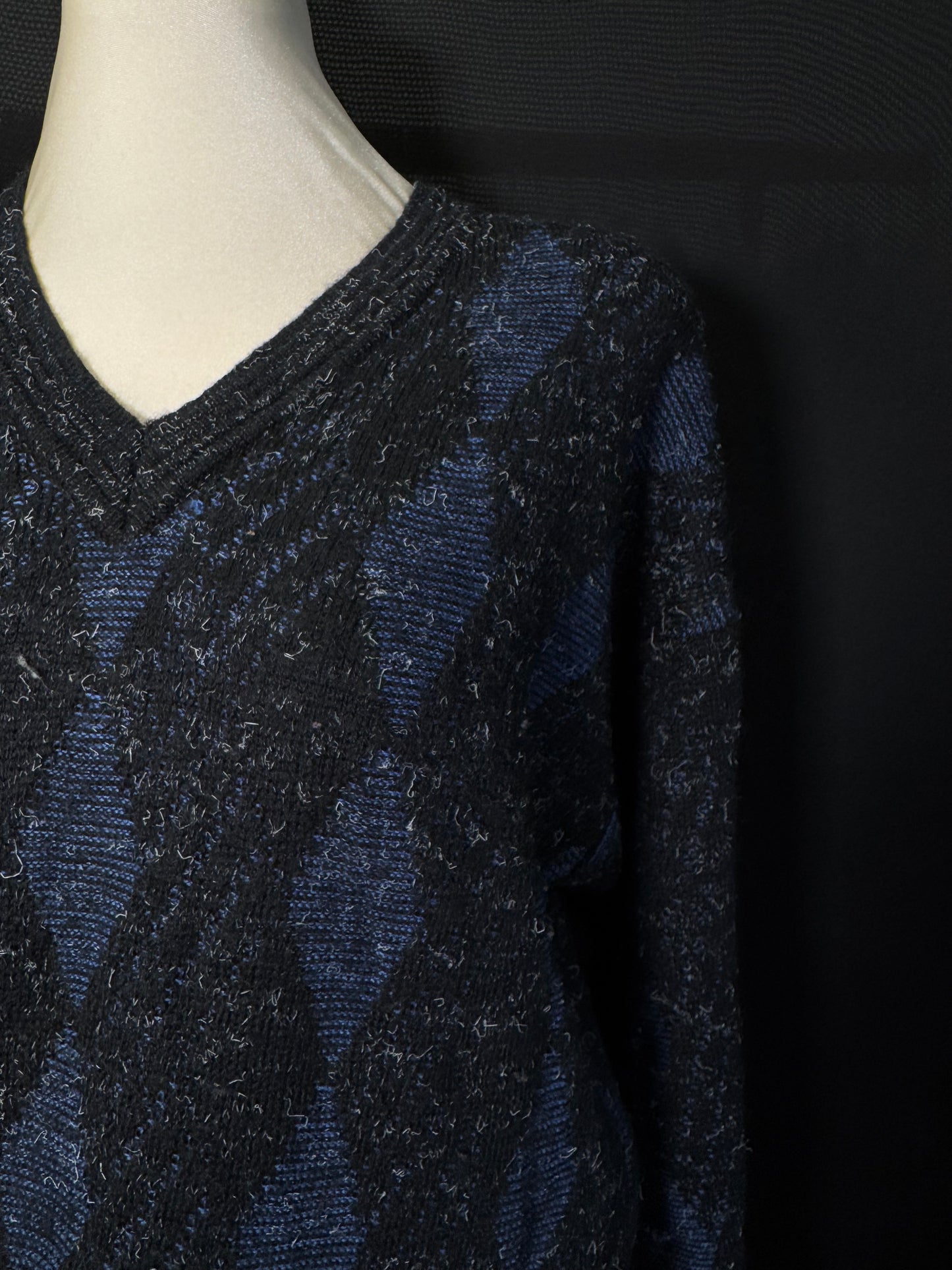 Vintage Strickpullover mit V-Ausschnitt und Rautenmuster